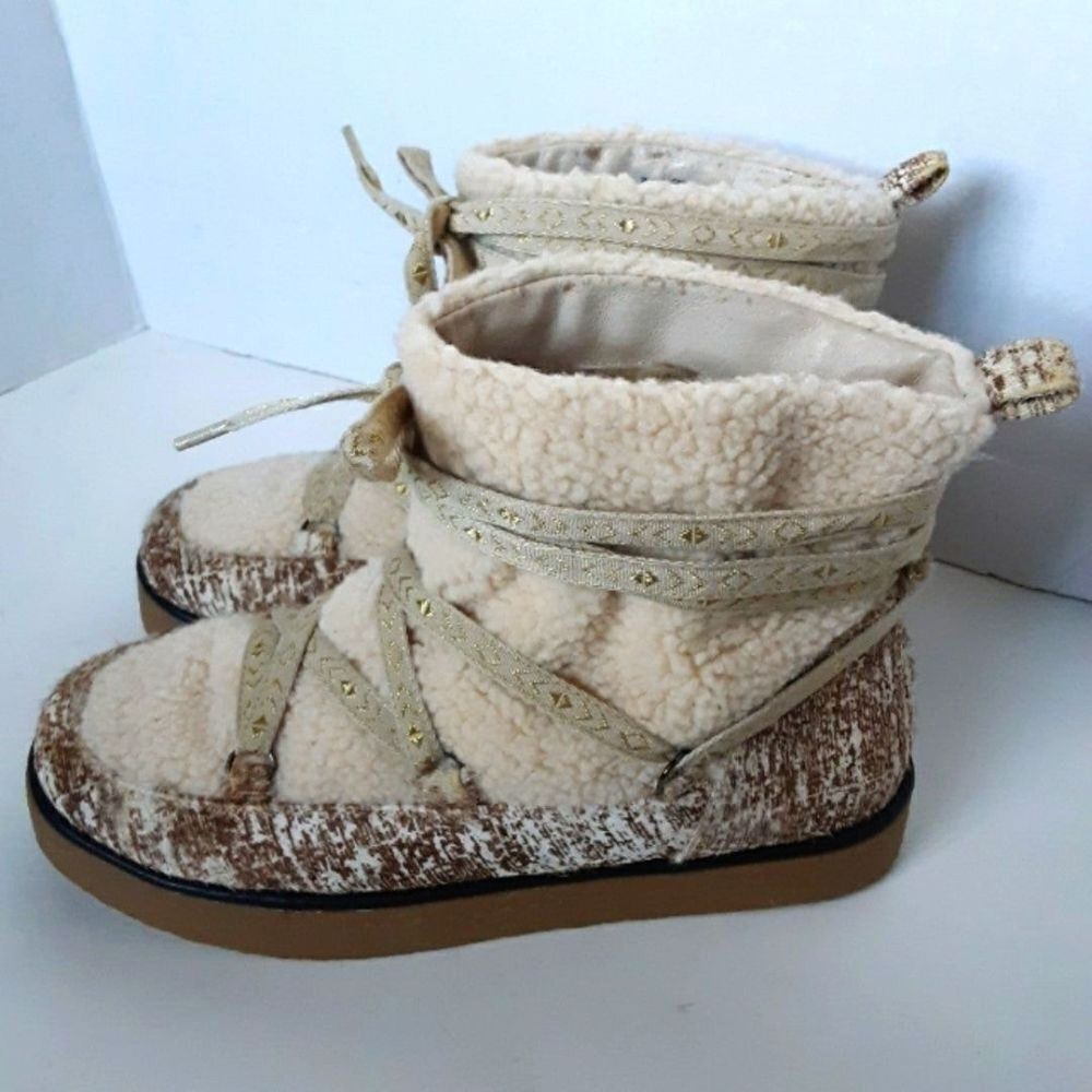 House of Harlow 1960 Women's size 7.5M Shearling Winter Ankle Boot
